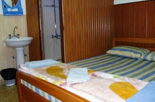 Talal Hotel Бейрут Экстерьер фото